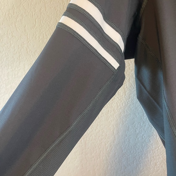 Nike Women’s Elite Long Sleeve Volleyball Jersey in gray Size 2XL - Picture 5 of 7